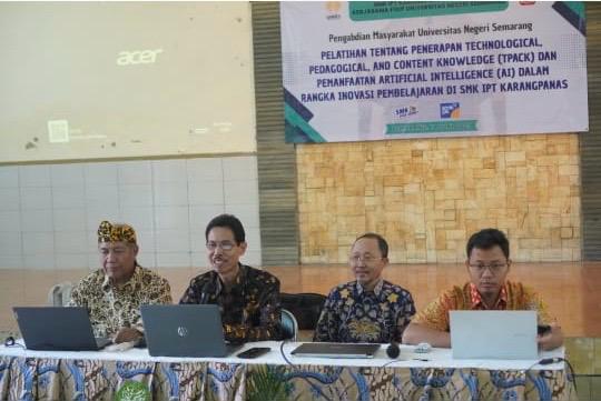 Dorong Guru Adaptif di Era Digital, Unnes Gelar Pelatihan TPACK dan AI di SMK Karangpanas Semarang Dorong Guru Adaptif di Era Digital, Unnes Gelar Pelatihan TPACK dan AI di SMK Karangpanas Semarang